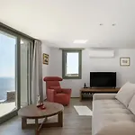 Acron Andros - 3 Bedroom With Private Pool Willa Korthio