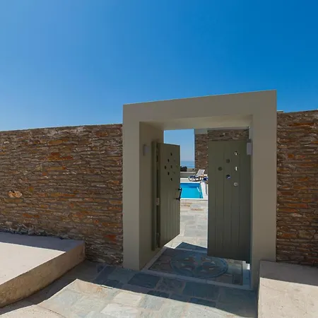Villa Acron Andros - 3 Bedroom With Private Pool